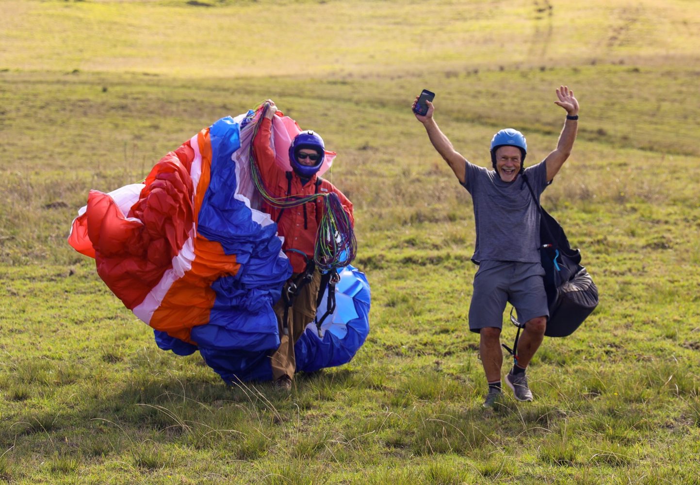 Excited tandem pilot and passenger on the LZ